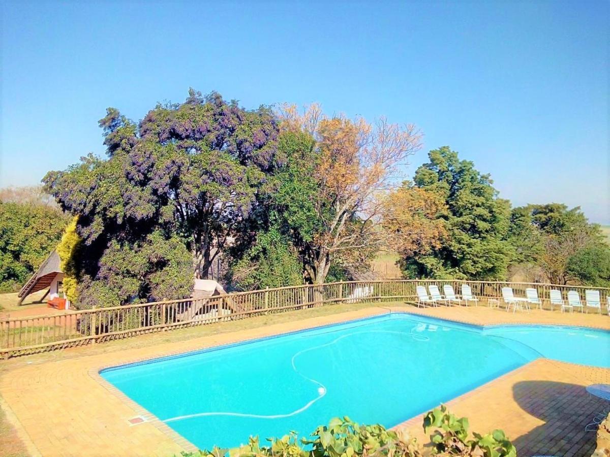 Sandford Park Country Hotel Bergville Exteriör bild